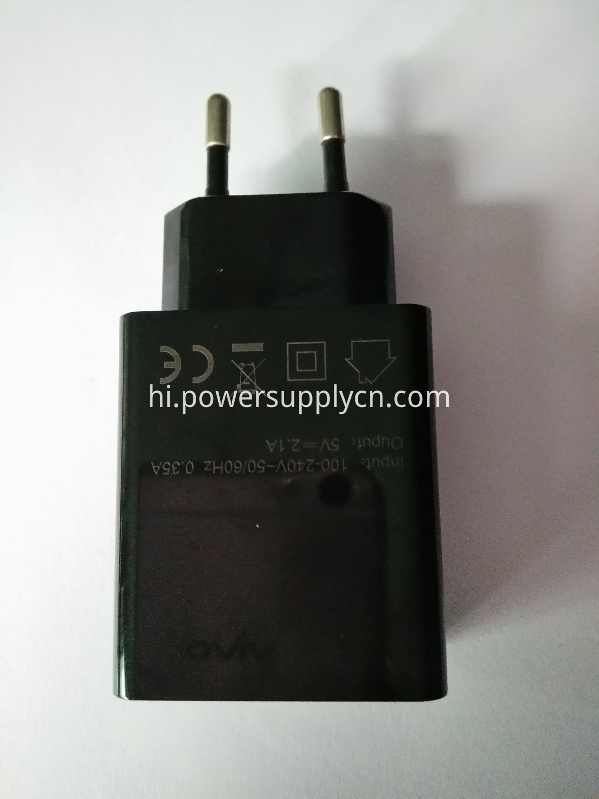 5V2.1A 2-USB ट्रैवल चार्जर 5V2.1A 2-USB travel charger